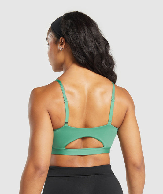 Cut Out Bandeau - US 7462