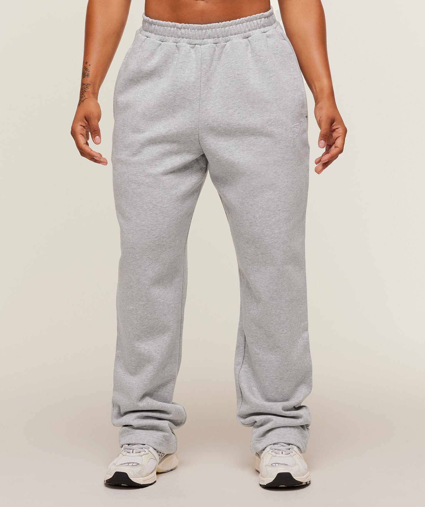 Training Fleece Straight Leg Short Pants - US 1044