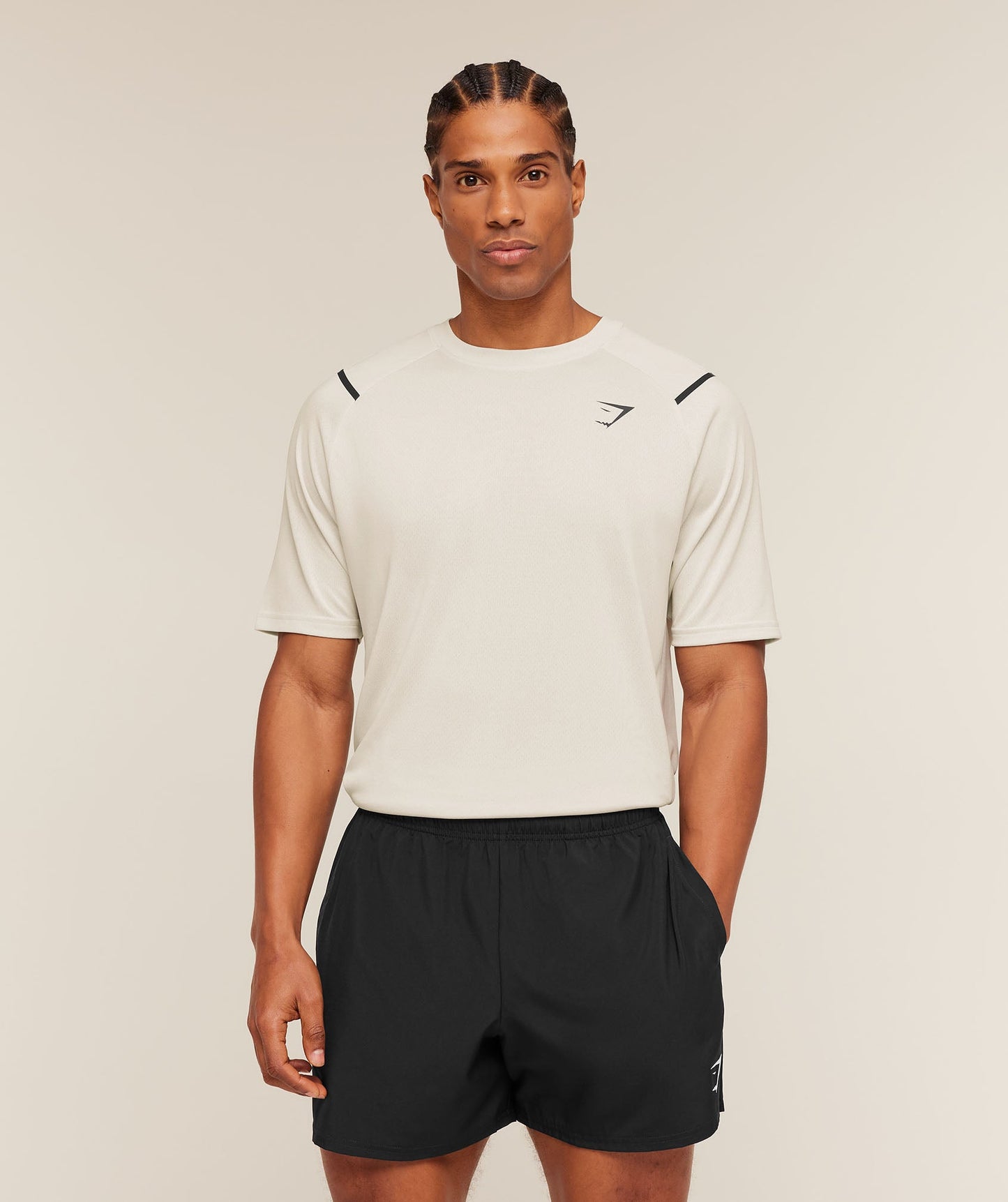 Arrival Contrast T-Shirt - US 0540