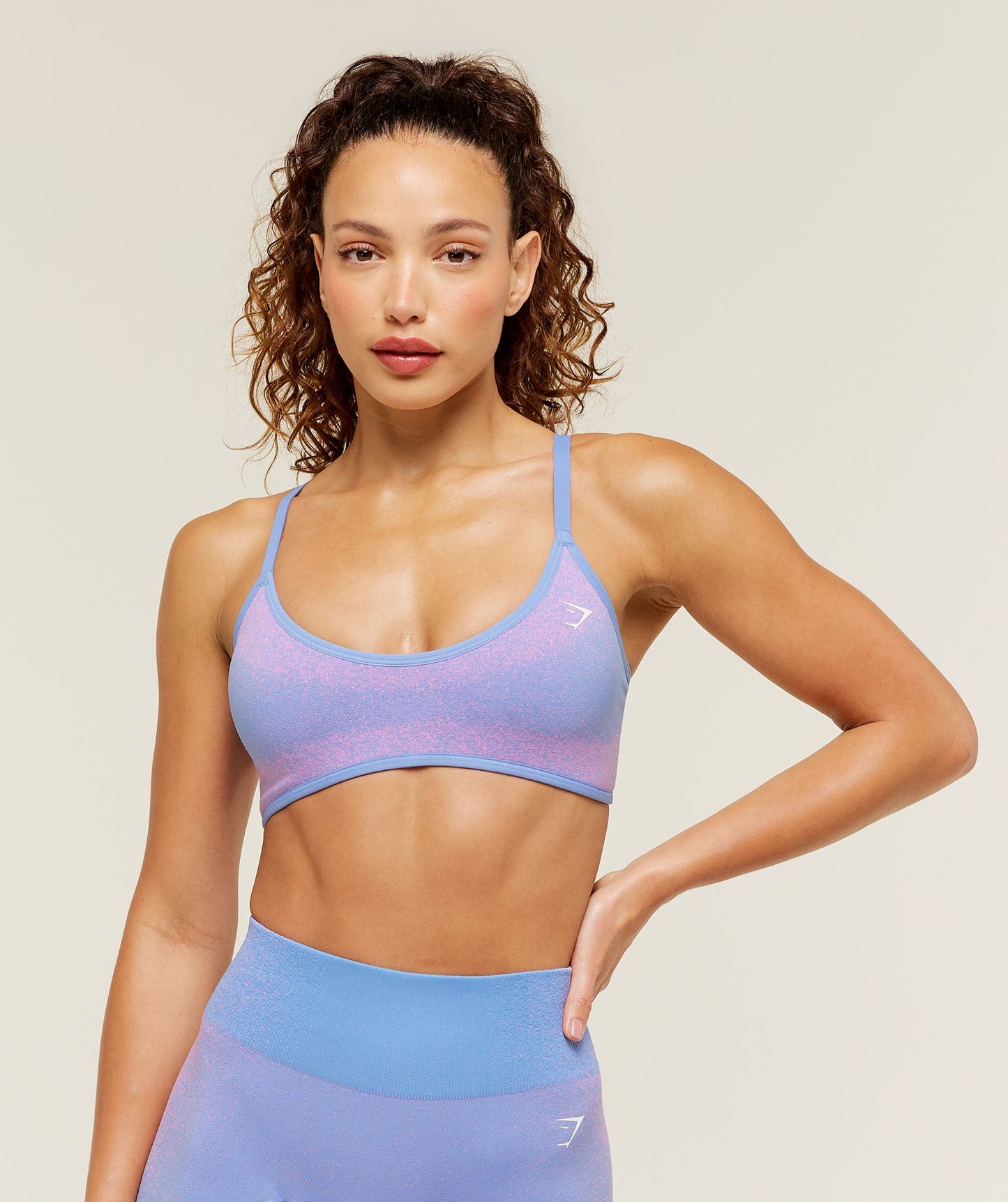 Blush Seamless Light Support Sports Bra - US 9050