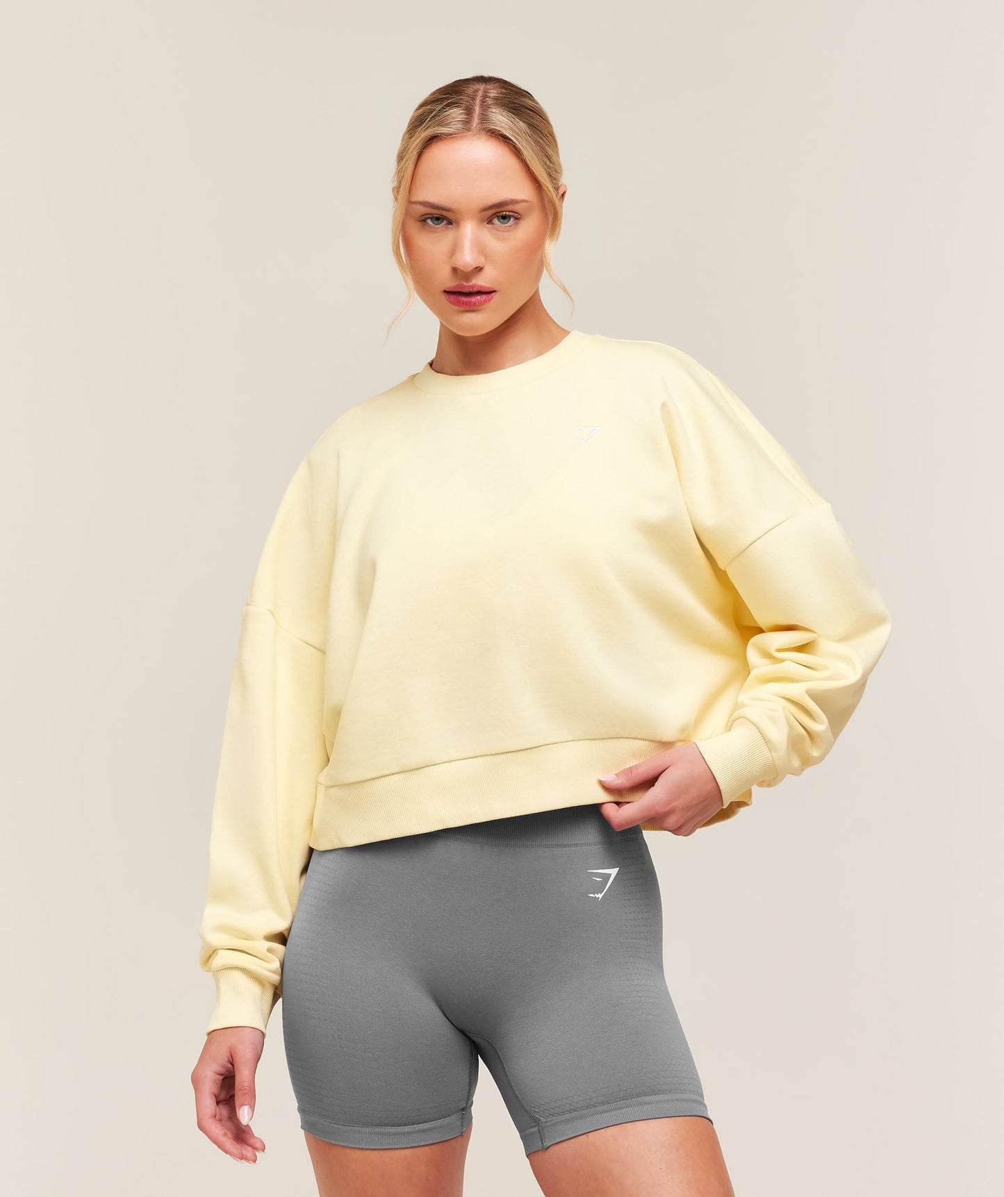 Training Oversized Boxy Sweatshirt - US 4767