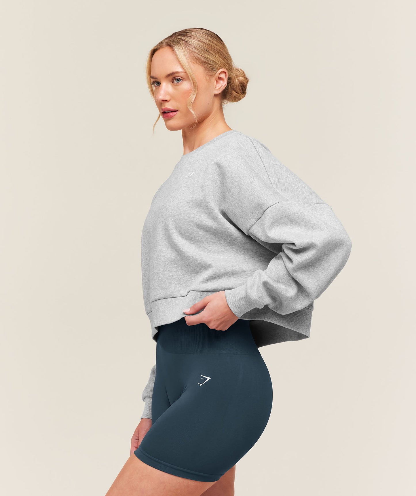 Training Oversized Boxy Sweatshirt - US 4767