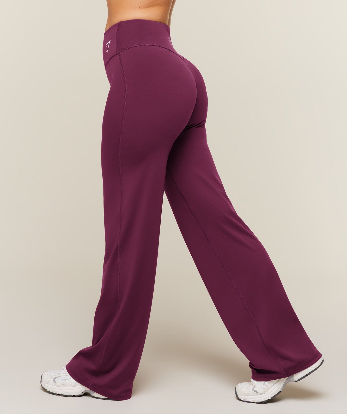 Training Straight Leg Short Leggings - US 3169