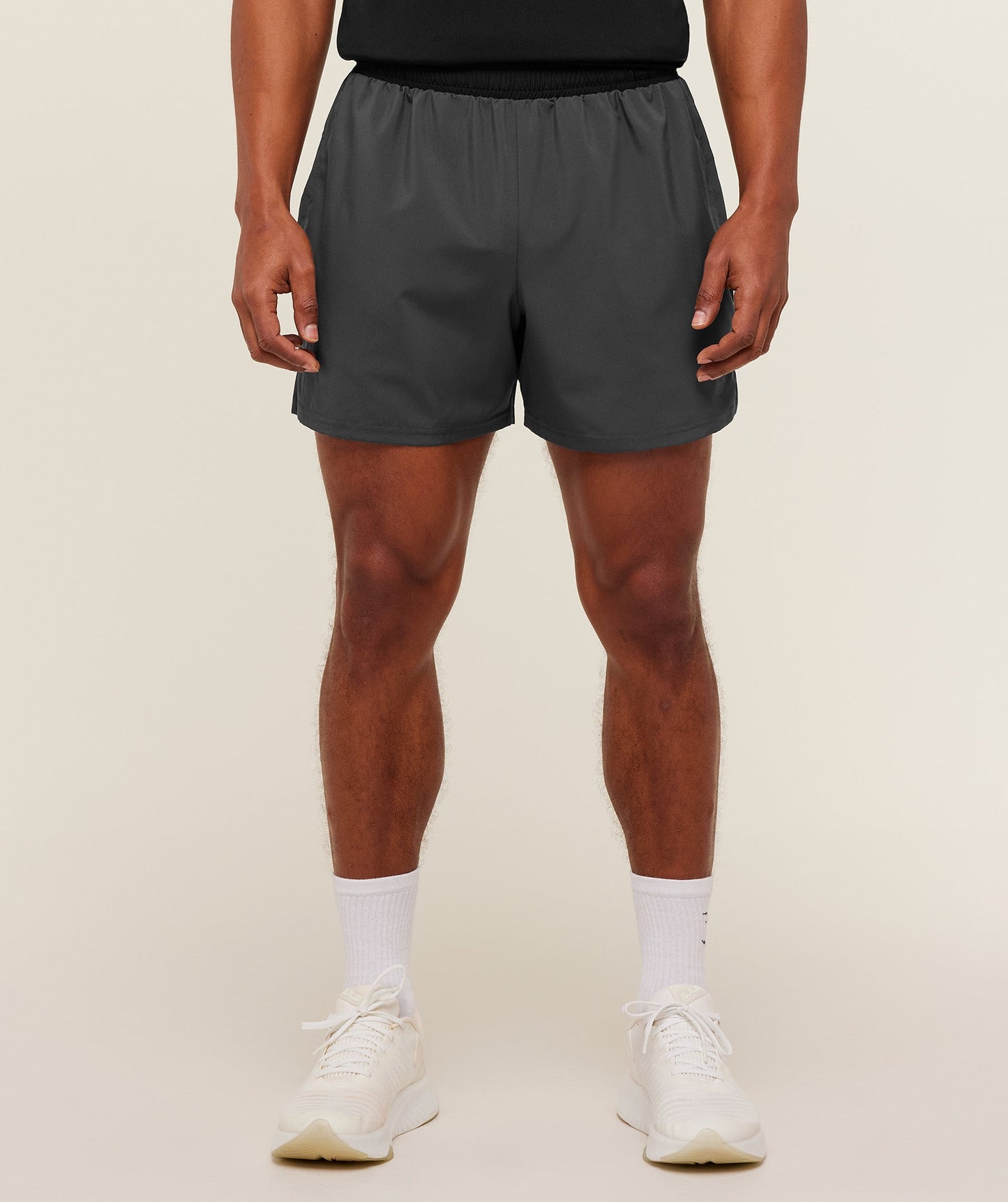 Arrival Contrast Shorts - US 6986