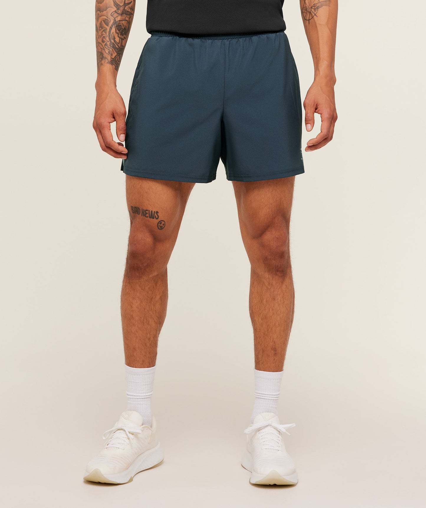 Arrival Contrast Shorts - US 6059