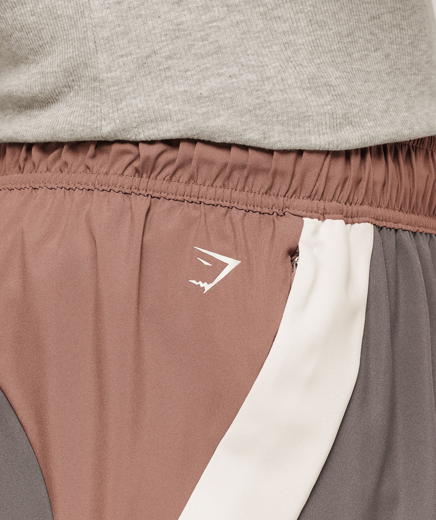Collegiate Tech Shorts - US 8279
