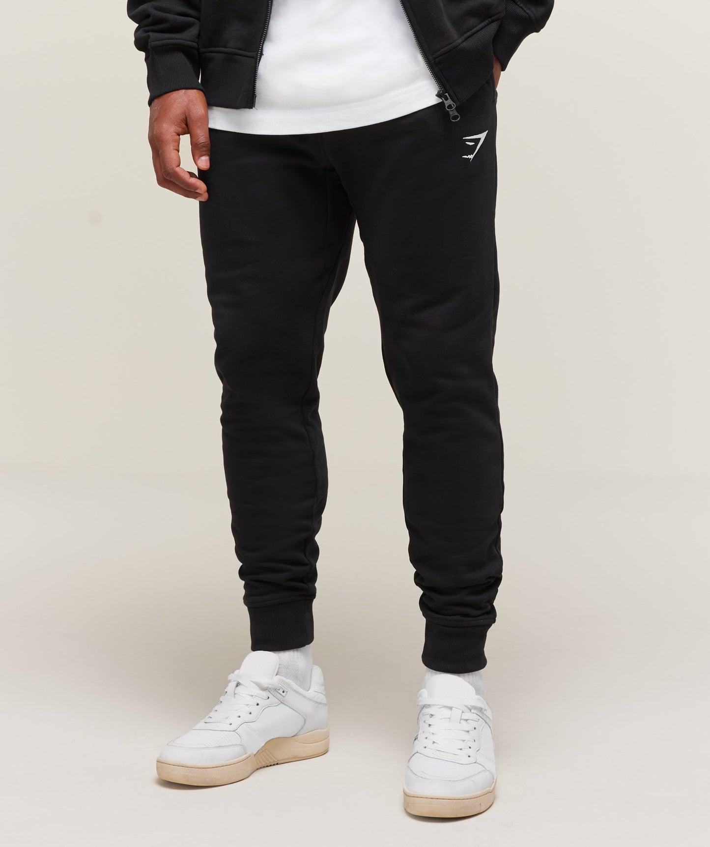 Crest Joggers - US 7114