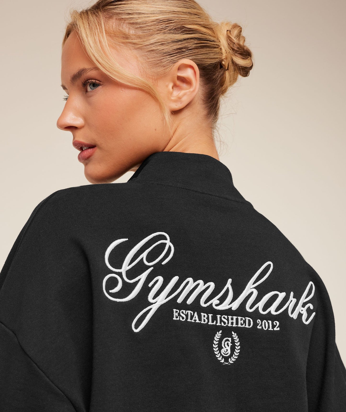 Script Embroidery Oversized Zip Through - US 8965