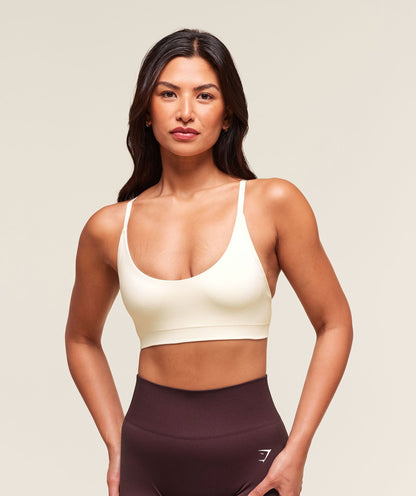Everyday Seamless Racerback Sports Bra - US 3078