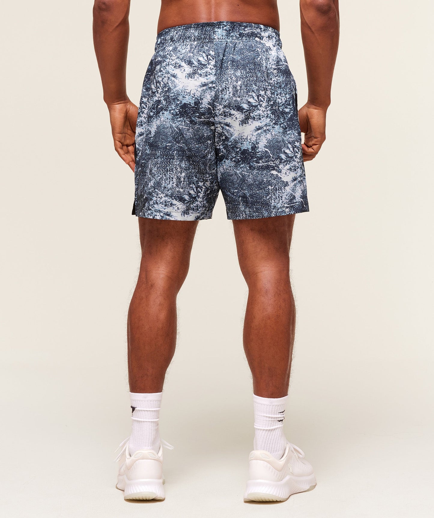 Sport 7\" Shorts - US 4685