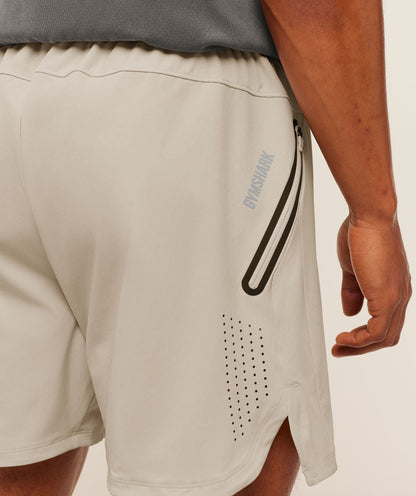 Sport Hybrid 6\" Shorts - US 9784
