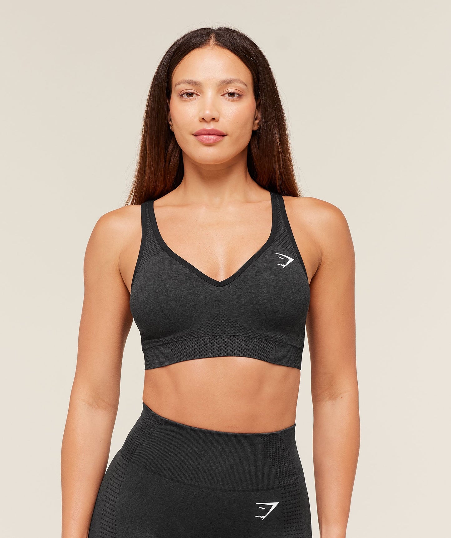 Vital V Neck Sports Bra - US 6623