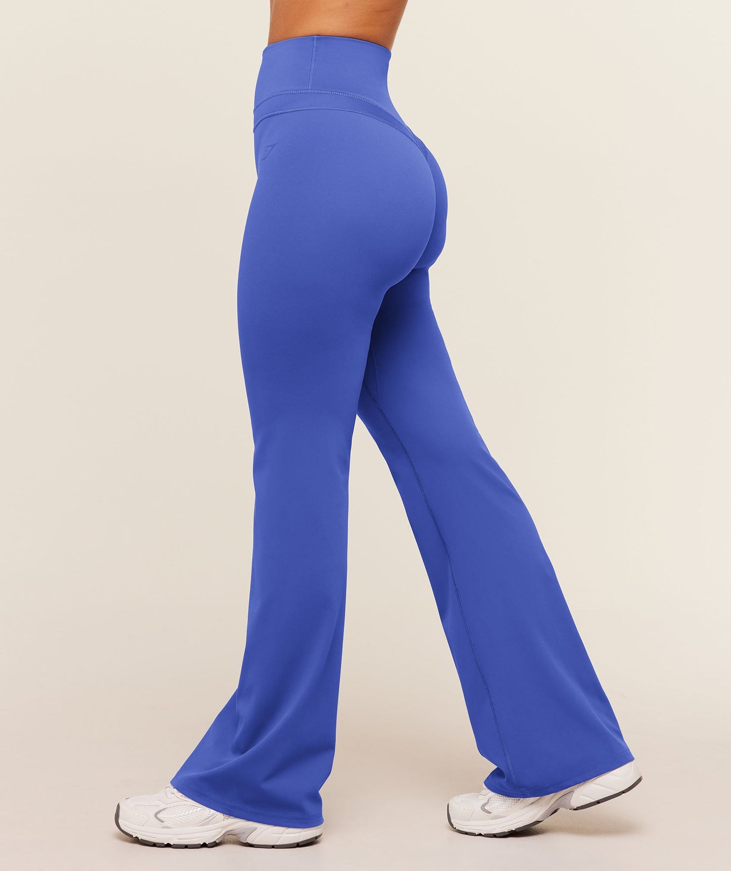 Whitney Short Flared Legging - US 4161